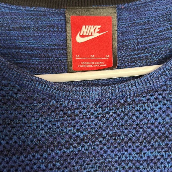 NIKE Blue Purple Long Sleeve Tech Knit Stretch Athetic Walk run top women size M - Picture 9 of 11